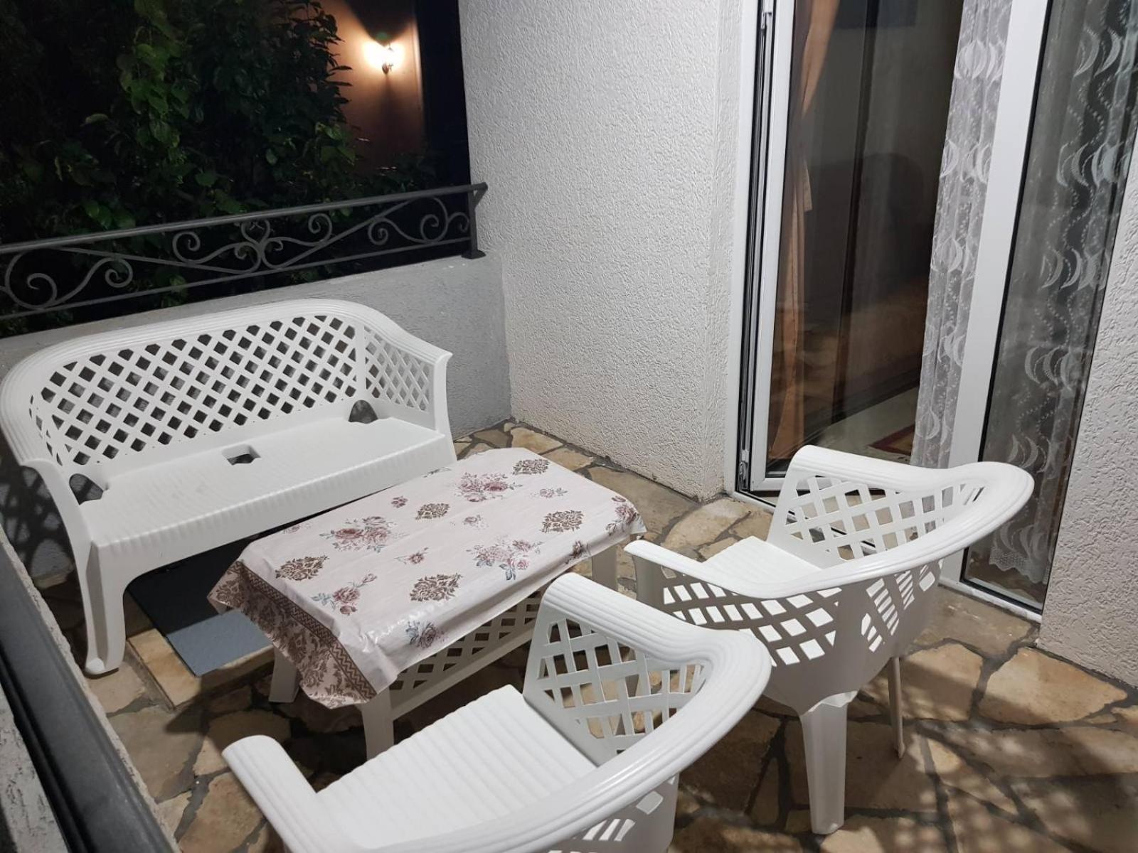 Apartmani Mina Bar Zewnętrze zdjęcie